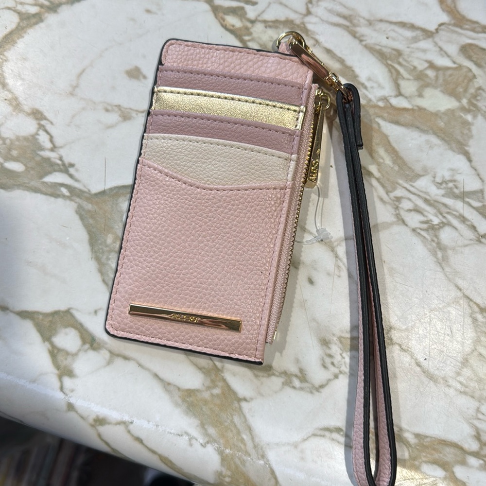 Brand new… small wallet
